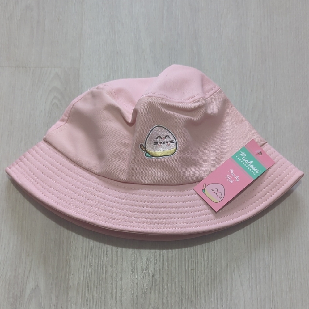 Pusheen Peach Bucket Hat